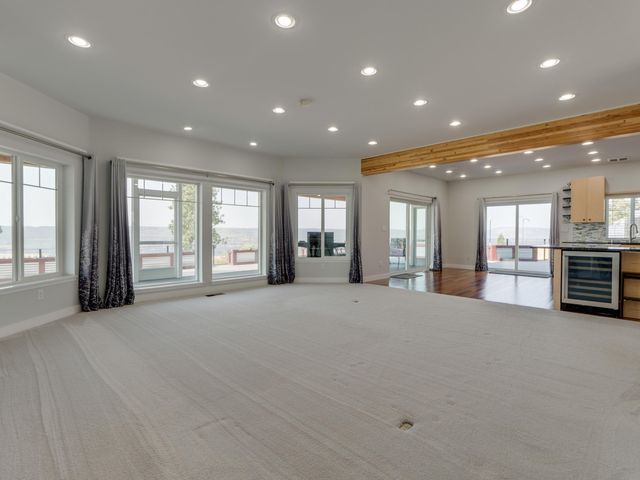 6560 Pine Ridge Way, Nine Mile Falls, WA 99026