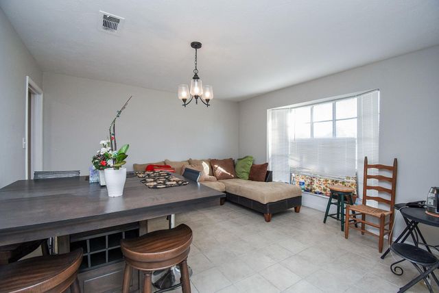 9527 Willow Wood Lane, Houston, TX 77086