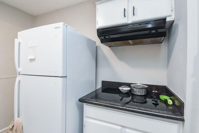 9527 Willow Wood Lane, Houston, TX 77086