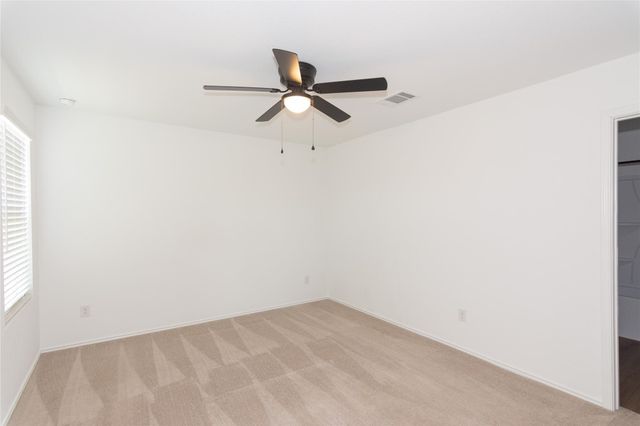 544 Rancho Del Cielo LOOP, Jarrell, TX 76537