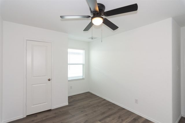 544 Rancho Del Cielo LOOP, Jarrell, TX 76537