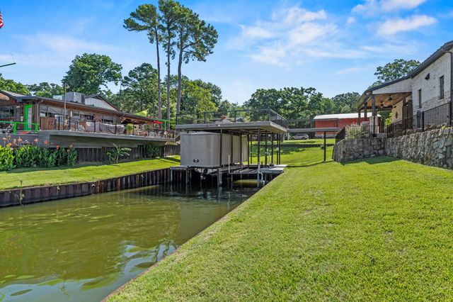18250 Red Oak Drive, Mabank, TX 75156