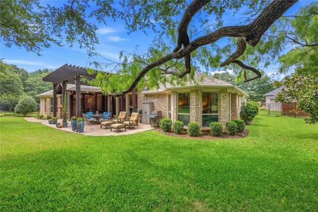 1720 Beretta Drive, Flower Mound, TX 75028