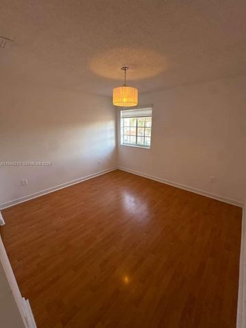 11614 NW 51st Ln, Doral, FL 33178