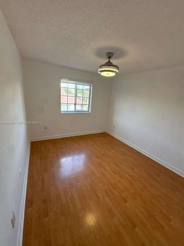 11614 NW 51st Ln, Doral, FL 33178