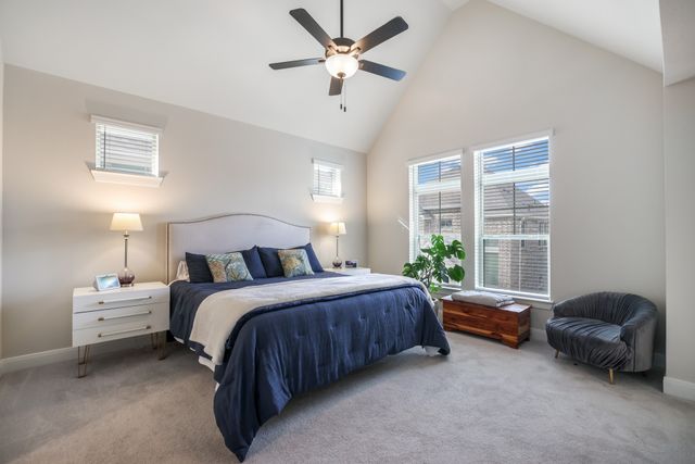 703 Canada Goose Lane, Arlington, TX 76005