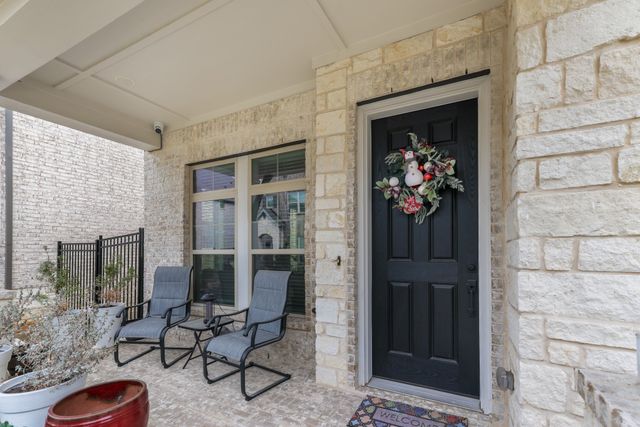 703 Canada Goose Lane, Arlington, TX 76005