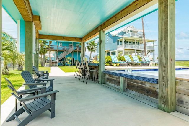 16515 Jolly Roger Road, Jamaica Beach, TX 77554
