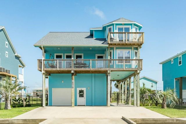 16515 Jolly Roger Road, Jamaica Beach, TX 77554