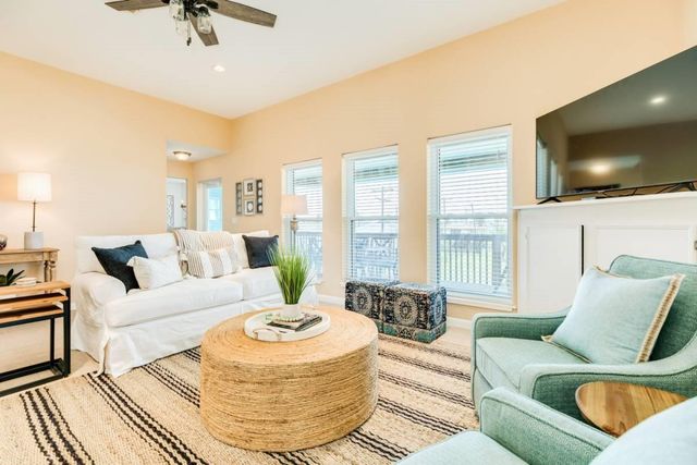 16515 Jolly Roger Road, Jamaica Beach, TX 77554