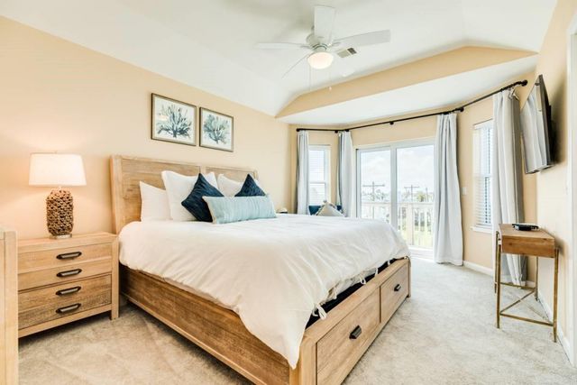 16515 Jolly Roger Road, Jamaica Beach, TX 77554