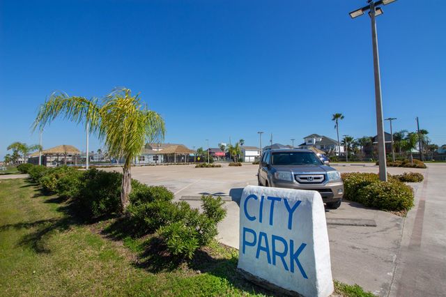 16515 Jolly Roger Road, Jamaica Beach, TX 77554