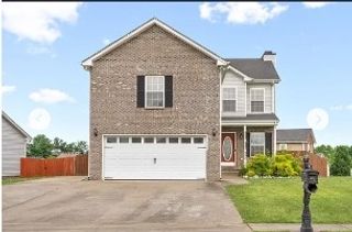 1900 Eisenhower Rd, Clarksville, TN 37042