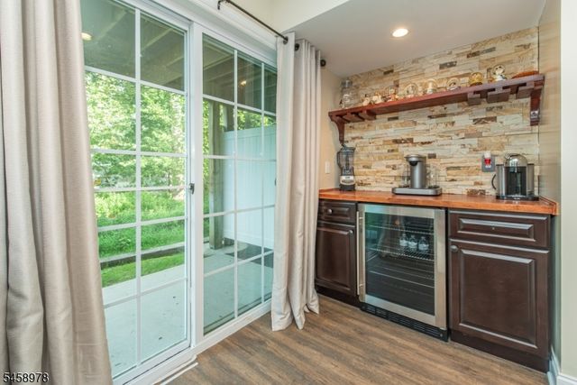 106 Autumn Ct, Little Falls Twp., NJ 07424