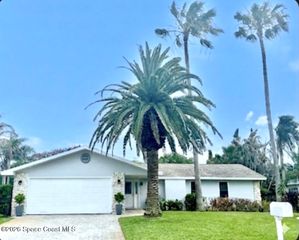 401 3rd Avenue, Melbourne Beach, FL 32951