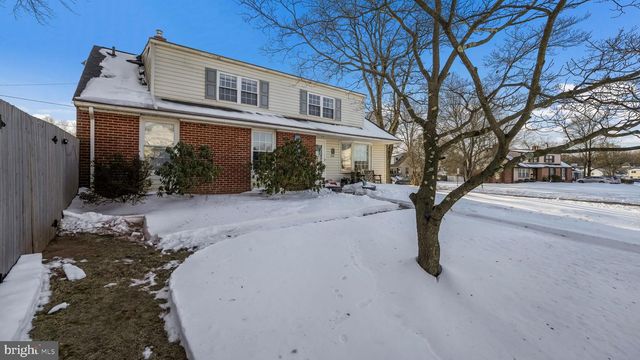 1246 VICTORIA RD, Warminster, PA 18974