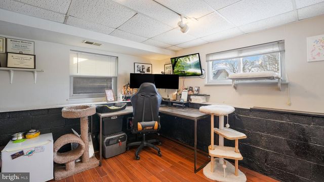 1246 VICTORIA RD, Warminster, PA 18974