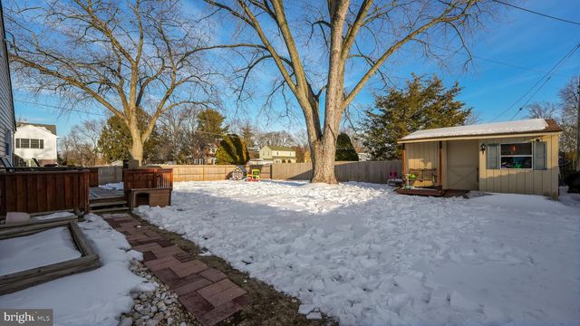 1246 VICTORIA RD, Warminster, PA 18974