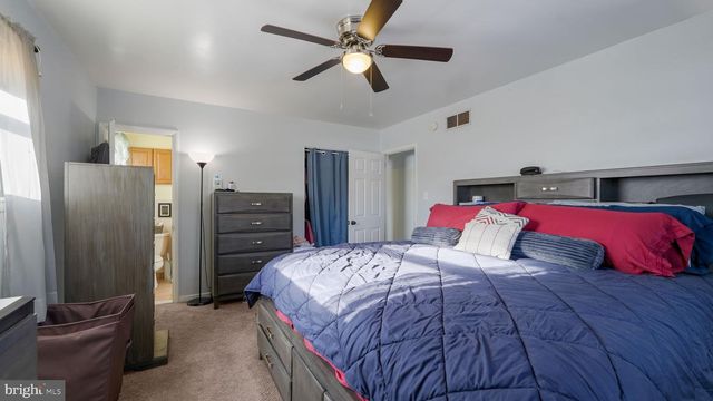 1246 VICTORIA RD, Warminster, PA 18974