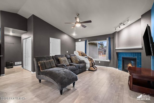 1554 E Hidden Ranch Loop, Palmer, AK 99645