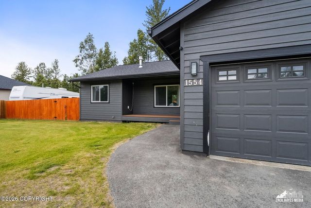 1554 E Hidden Ranch Loop, Palmer, AK 99645