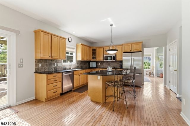 8 Links Ct, Sparta Twp., NJ 07871