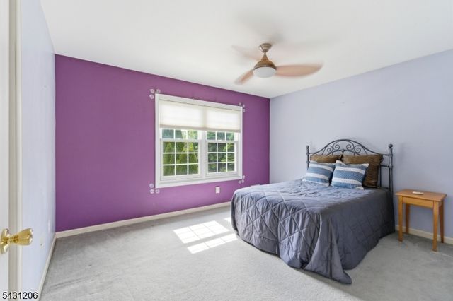 8 Links Ct, Sparta Twp., NJ 07871