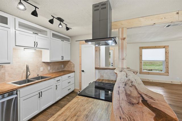 6149 County Road 1022, Joshua, TX 76058