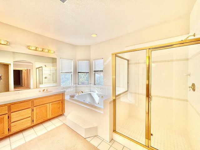 1053 L Aloutte Way, Sacramento, CA 95831