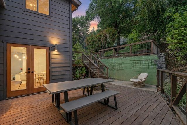 19060 Laurel Drive, Los Gatos, CA 95033