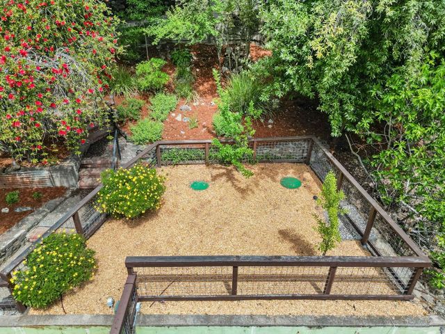 19060 Laurel Drive, Los Gatos, CA 95033