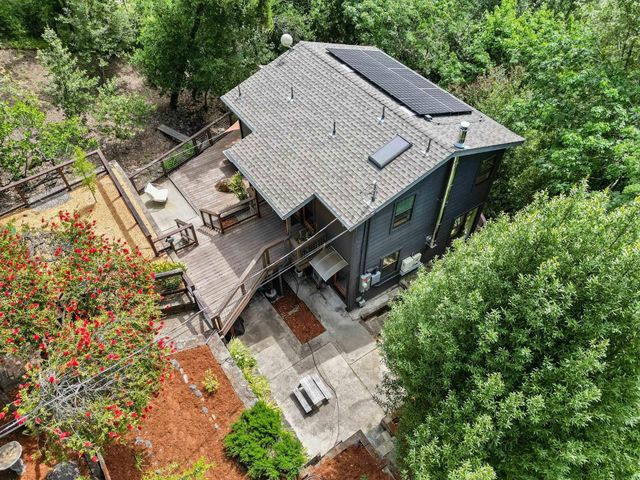19060 Laurel Drive, Los Gatos, CA 95033
