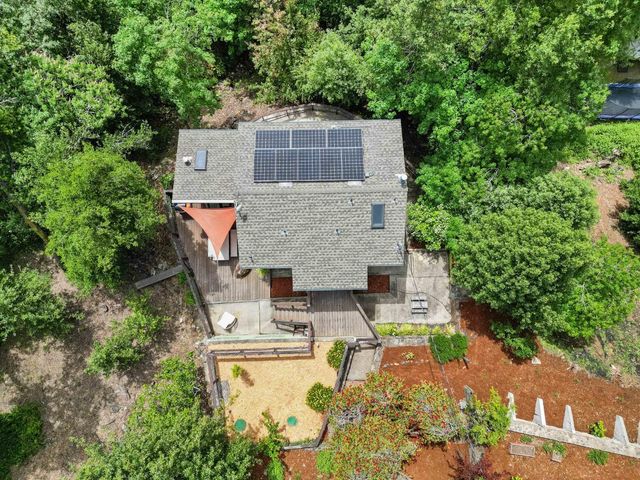 19060 Laurel Drive, Los Gatos, CA 95033
