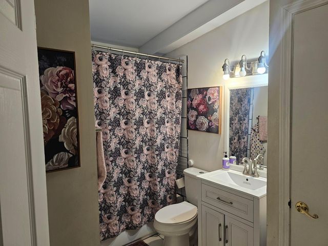 1620 Duxberry Avenue, Columbus, OH 43219