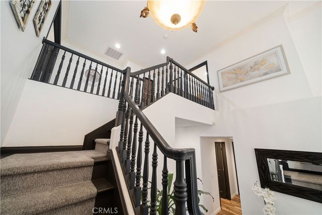 5919 County Oak Road, Woodland Hills, CA 91367