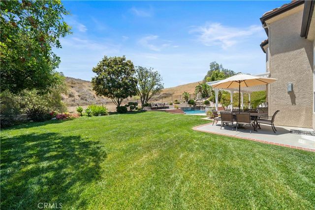 5919 County Oak Road, Woodland Hills, CA 91367