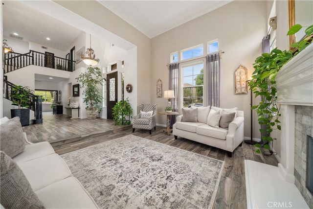 5919 County Oak Road, Woodland Hills, CA 91367