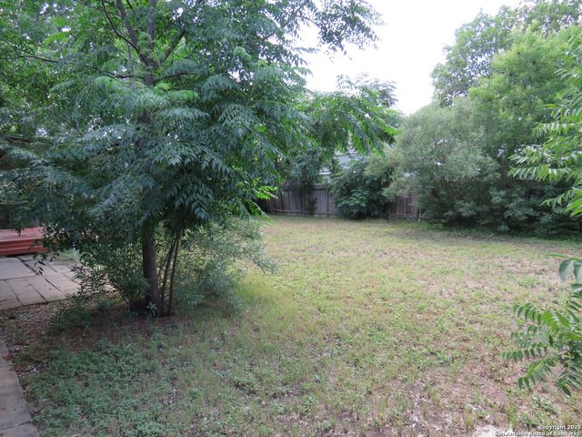 9715 Nona Kay Dr, San Antonio, TX 78217