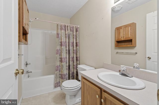 860 TRESTLE CT, Pine Grove, PA 17963