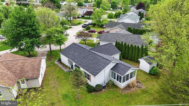 860 TRESTLE CT, Pine Grove, PA 17963