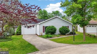 860 TRESTLE CT, Pine Grove, PA 17963