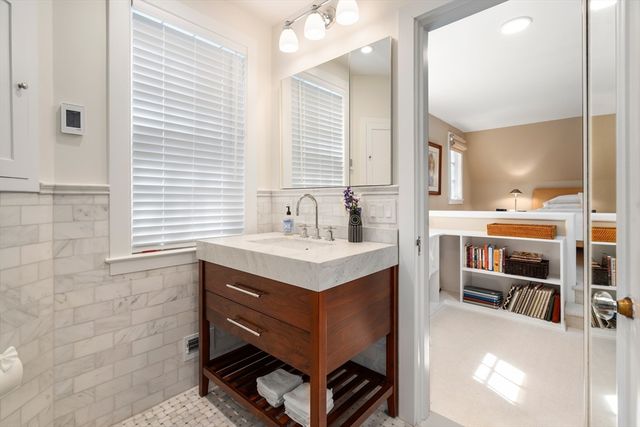 24 Coolidge Avenue, Cambridge, MA 02138