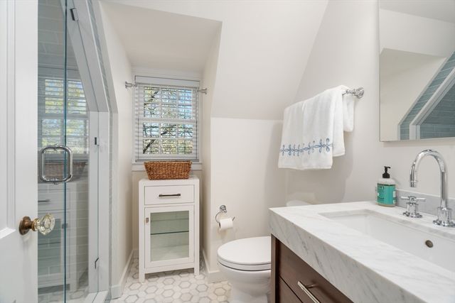 24 Coolidge Avenue, Cambridge, MA 02138