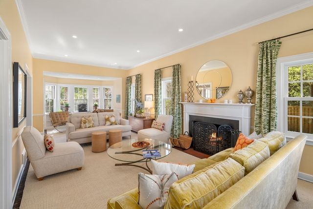 24 Coolidge Avenue, Cambridge, MA 02138