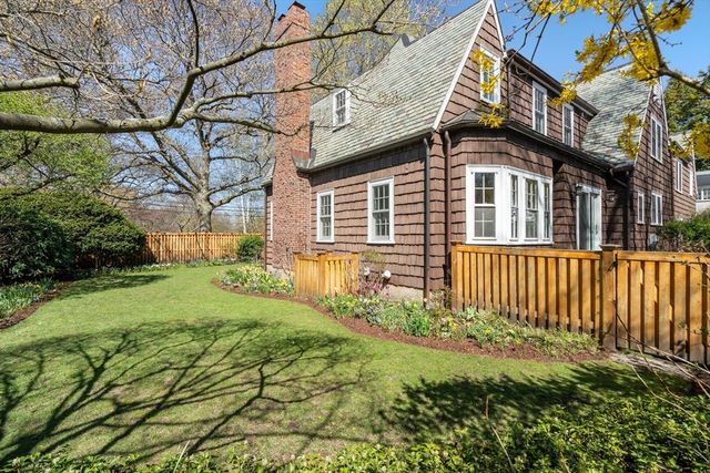 24 Coolidge Avenue, Cambridge, MA 02138