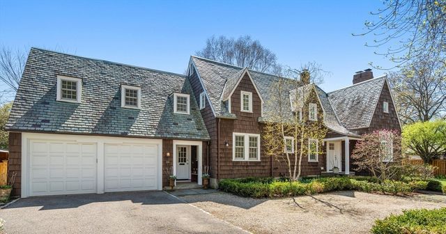 24 Coolidge Avenue, Cambridge, MA 02138