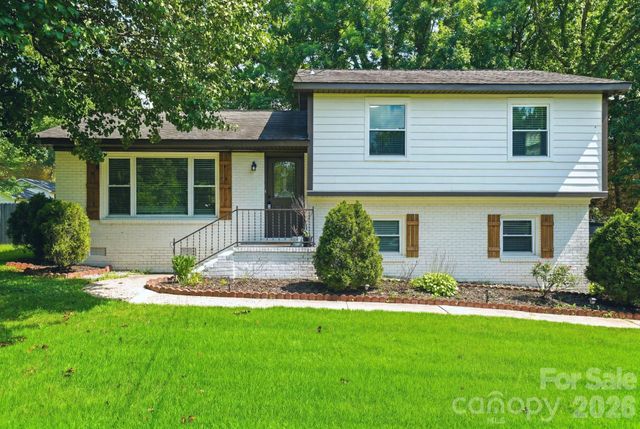7552 Idlewild Road, Charlotte, NC 28212