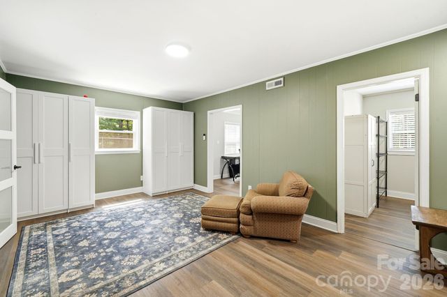 7552 Idlewild Road, Charlotte, NC 28212