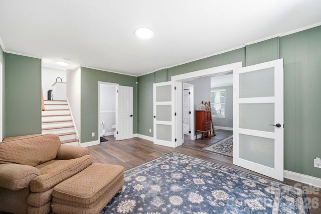 7552 Idlewild Road, Charlotte, NC 28212