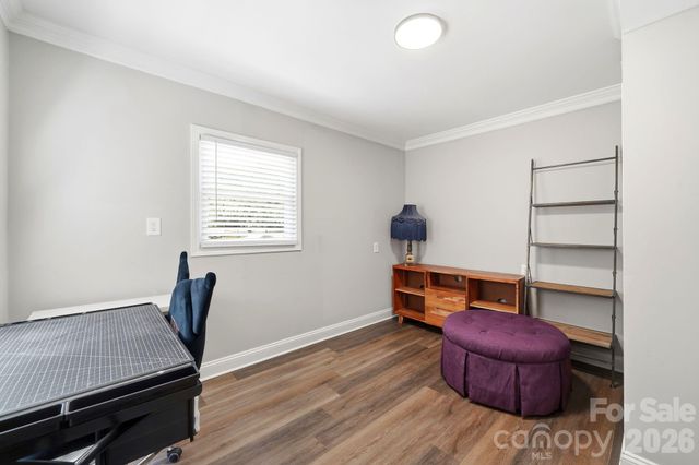 7552 Idlewild Road, Charlotte, NC 28212